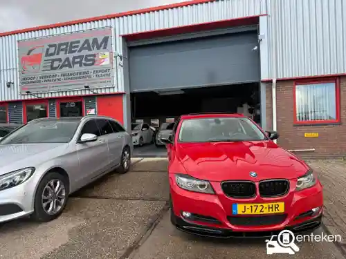 BMW 318i 2009