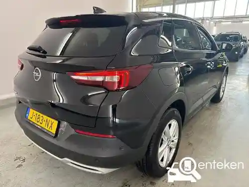Opel Grandland X 1.2 DI Turbo 2020
