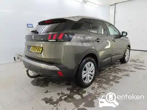 Peugeot 3008 1.2 PureTech 130 2021