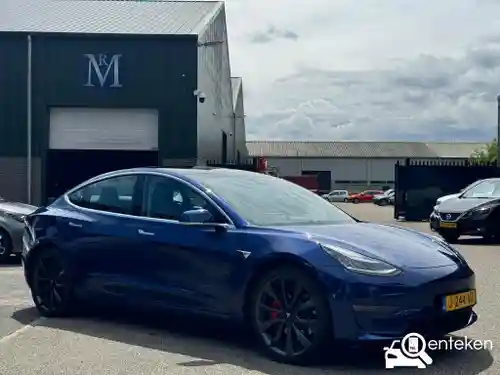 Tesla Model 3 Performance 2020