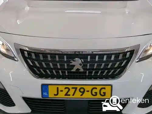 Peugeot 5008 1.2 PureTech 130 2020