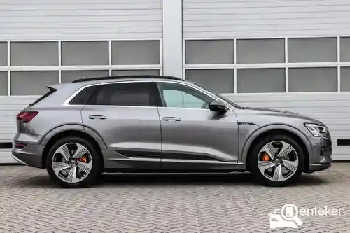 Audi e-tron 55 2018