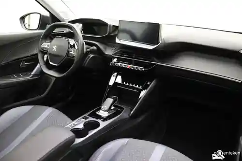 Peugeot 2008 1.2 PureTech 130 2020