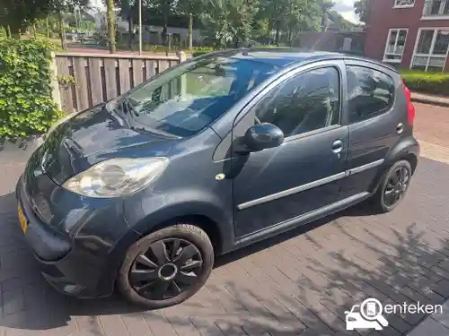 Peugeot 107 1.0 70 2006