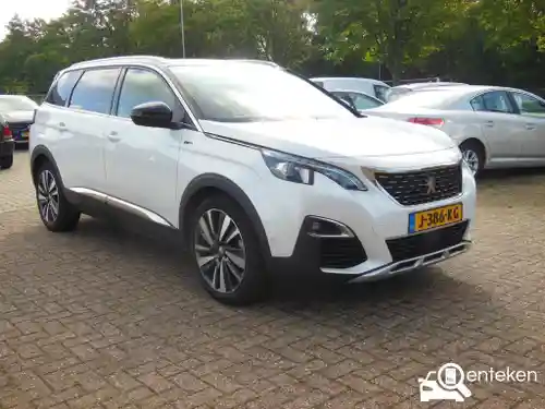 Peugeot 5008 2.0 BlueHDi 180 2020