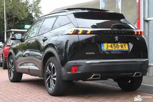 Peugeot 2008 1.2 PureTech 130 2020