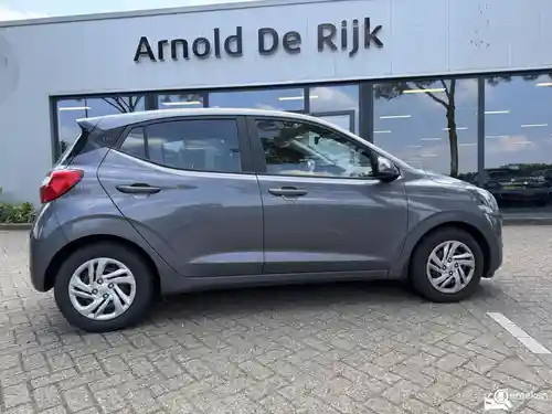 Hyundai i10 1.0 2021