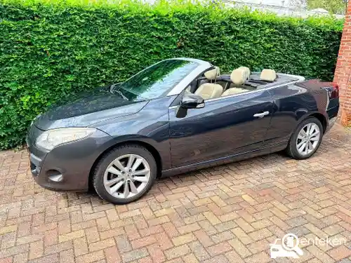 Renault Mégane Coupé-Cabriolet TCe 130 2011