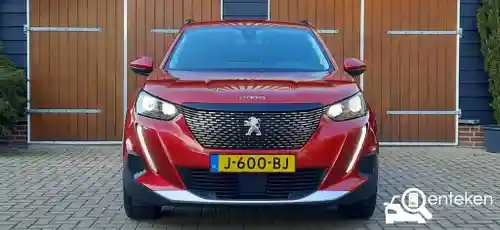 Peugeot 2008 1.2 PureTech 130 2020
