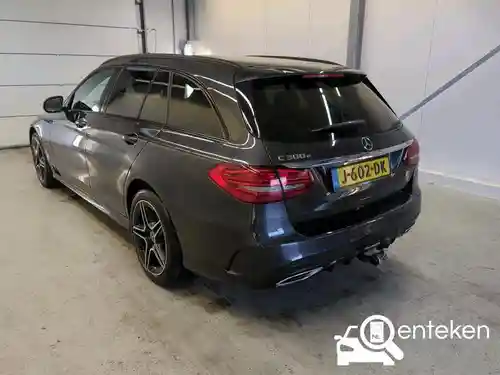 Mercedes-Benz C 300 e T-model 2020