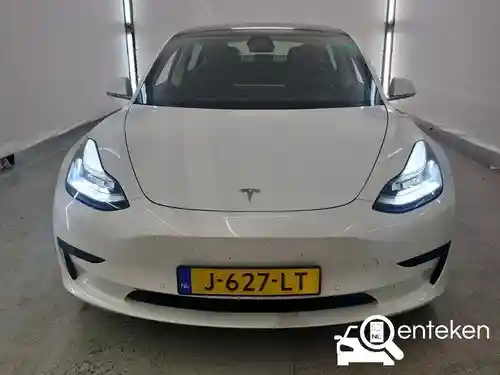 Tesla Model 3 Standard Range Plus 2020