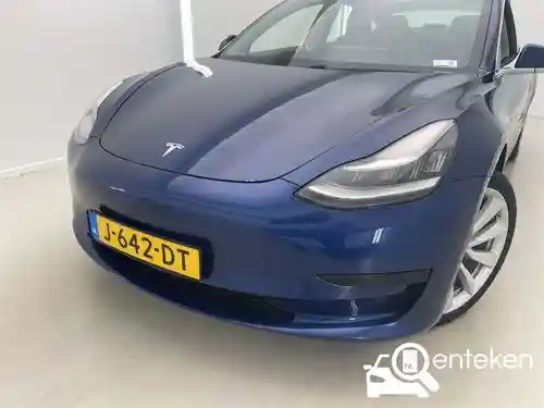 Tesla Model 3 Standard Range Plus 2020