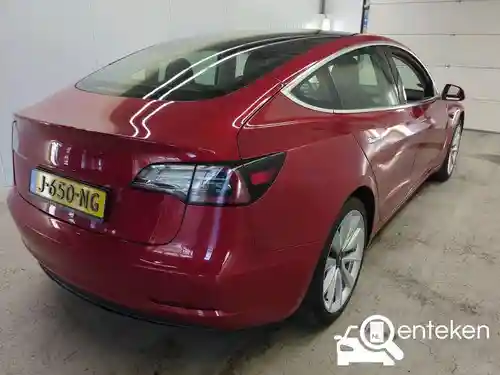 Tesla Model 3 Standard Range Plus 2020
