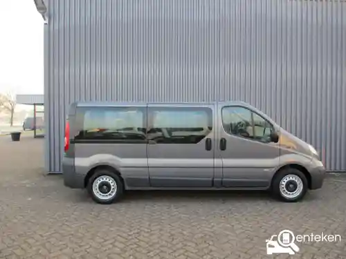 Opel Vivaro 2,9t 2.0 CDTI 2014