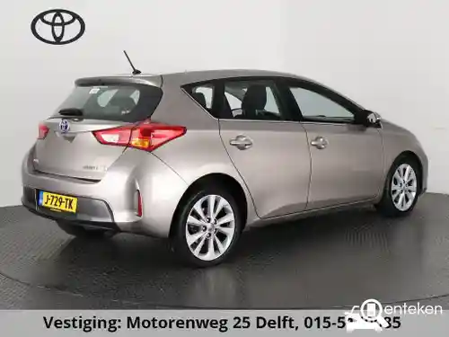 Toyota Auris Touring Sports 1.8 Hybrid 2014