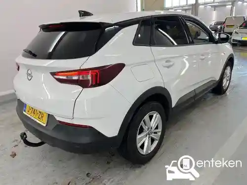 Opel Grandland X 1.2 DI Turbo 2020