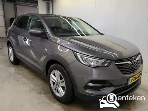 Opel Grandland X 1.2 DI Turbo 2020