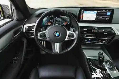 BMW 540i Touring 2020