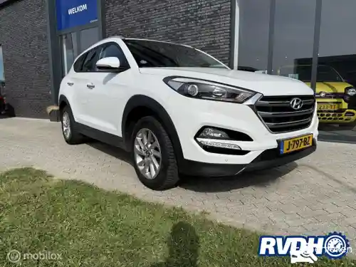 Hyundai Tucson 1.6 GDI blue 2016