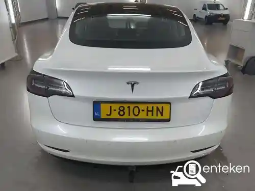 Tesla Model 3 Standard Range Plus 2020