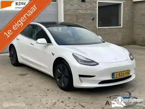 Tesla Model 3 Standard Range Plus 2020