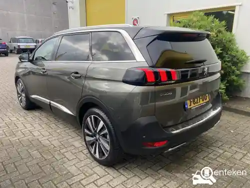 Peugeot 5008 1.2 PureTech 130 2020