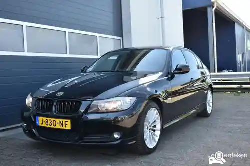 BMW 318i 2008