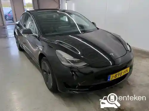 Tesla Model 3 Standard Range Plus 2020