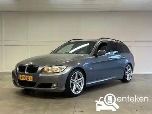 BMW 318i Touring 2010