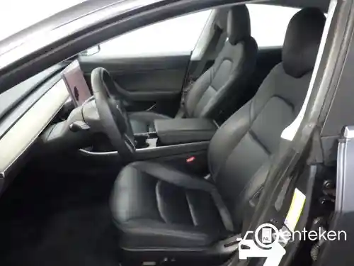 Tesla Model 3 Standard Range Plus 2020