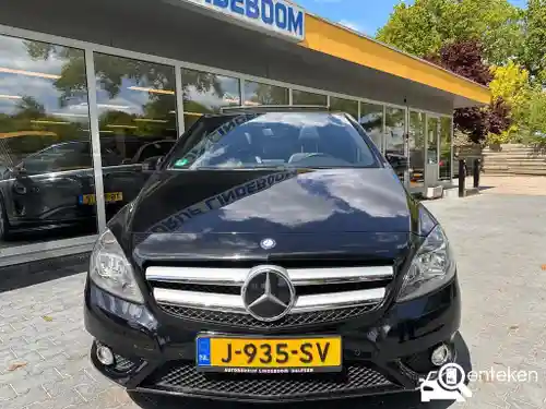 Mercedes-Benz B 180 2014