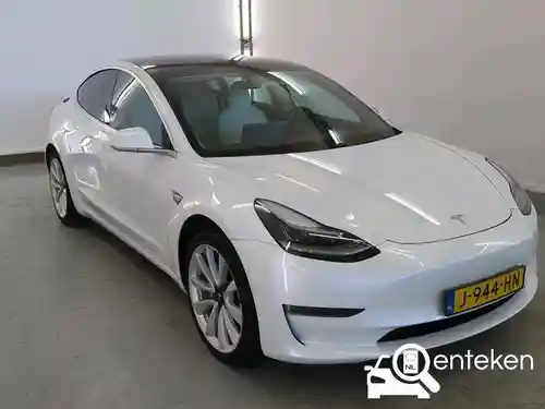 Tesla Model 3 Performance 2020