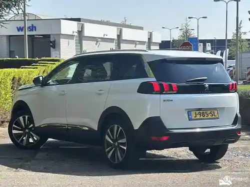 Peugeot 5008 1.2 PureTech 130 2020