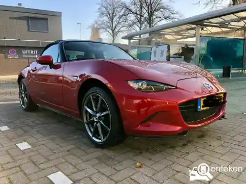 Mazda MX-5 SKYACTIV-G 160 i-ELOOP 2017