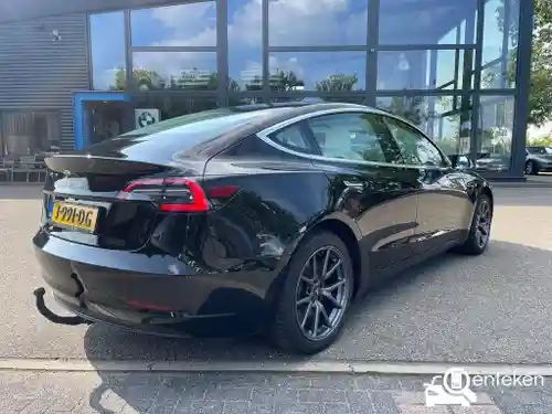 Tesla Model 3 Standard Range Plus 2019