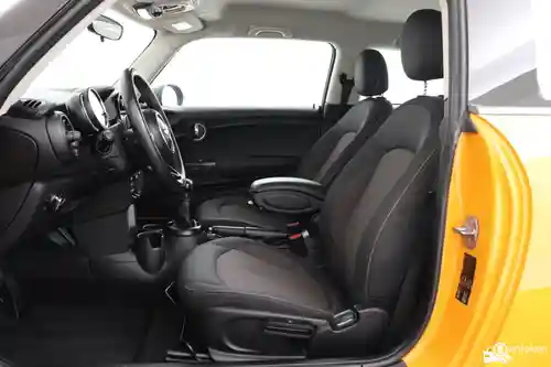 MINI  One 2016