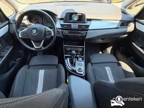 BMW 220i Gran Tourer 2016