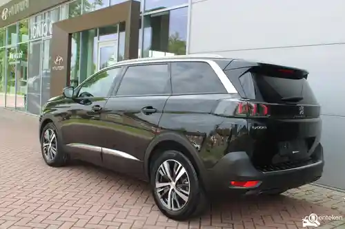 Peugeot 5008 1.2 PureTech 130 2023