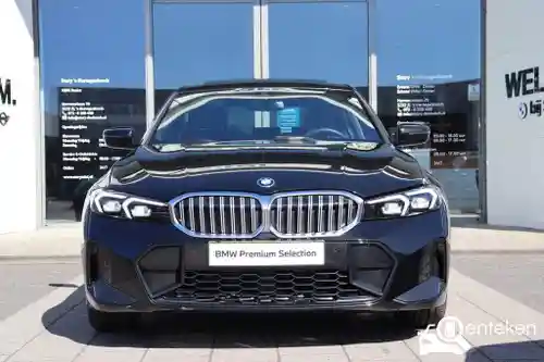 BMW 330e 2025