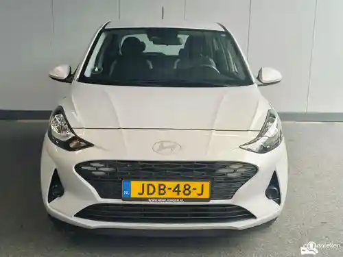 Hyundai i10 1.0 2024