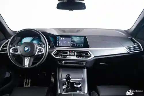 BMW X5 xDrive45e 2022
