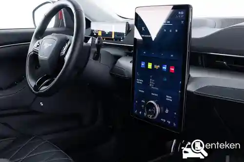 Ford Mustang Mach-E Standard Range 2022