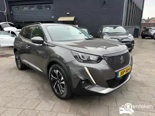 Peugeot 2008 1.2 PureTech 130 2021