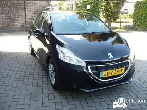 Peugeot 208 1.2 PureTech 82 2014