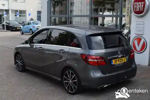 Mercedes-Benz B 180 2016