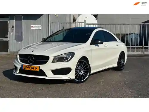 Mercedes-Benz CLA Coupé 200 2014