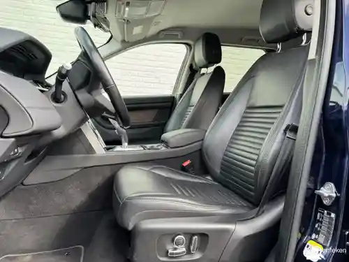 Land Rover Discovery Sport P300e 2022