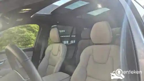 Volvo XC90 B5 2025