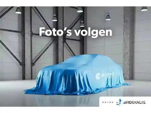 Volvo XC40 B4 2025
