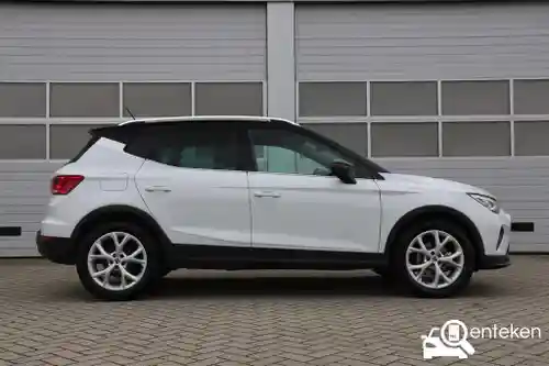 SEAT Arona 1.0 TSI 2024